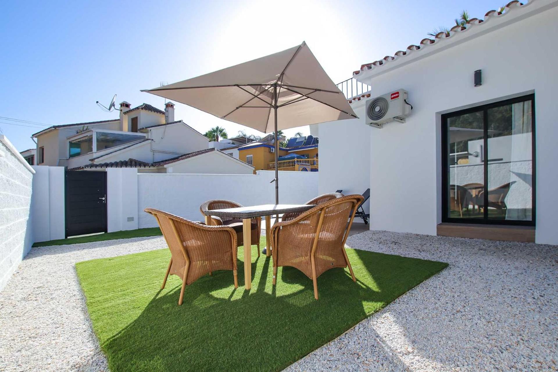 Linda Vista Beach Apartment Марбеля Екстериор снимка